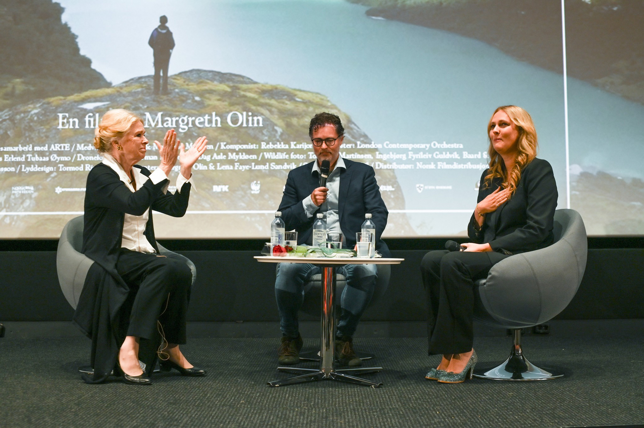 F.v.: Liv Ullmann, Arild Kalvik og Margreth Olin. FOTO: TRONDHEIM KINO.